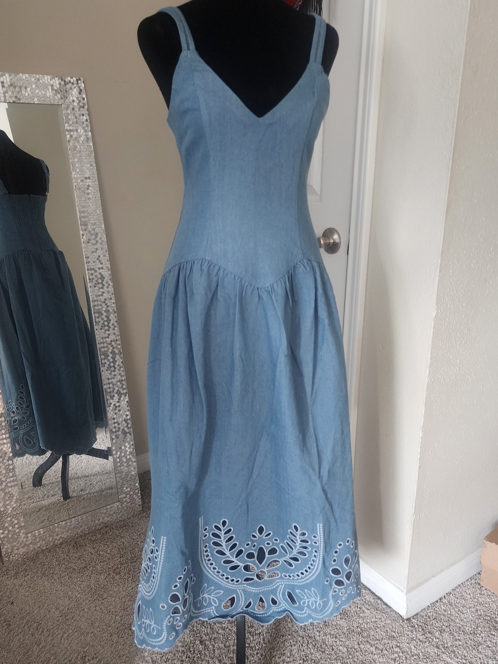 Chambray Blue Eyelet Midi Sundress - Women New Without Tags